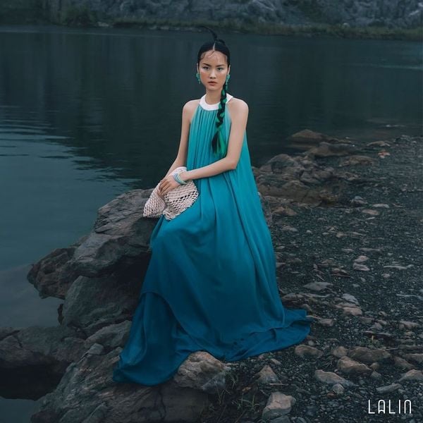 MÀU XANH TRONG LALIN