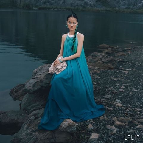MÀU XANH TRONG LALIN