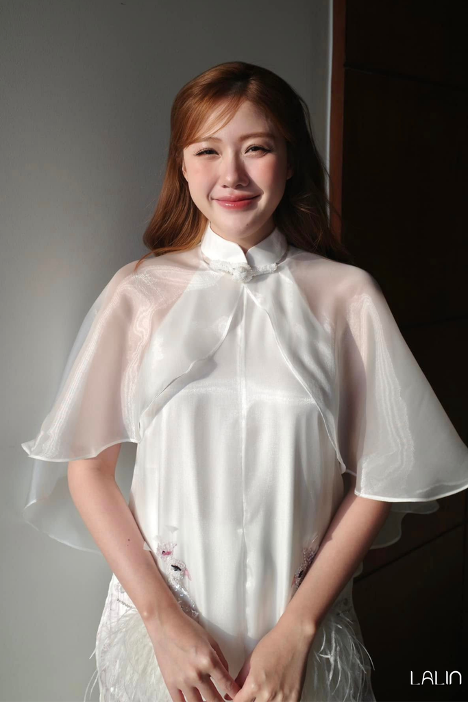 Diễn viên Uyển Ân