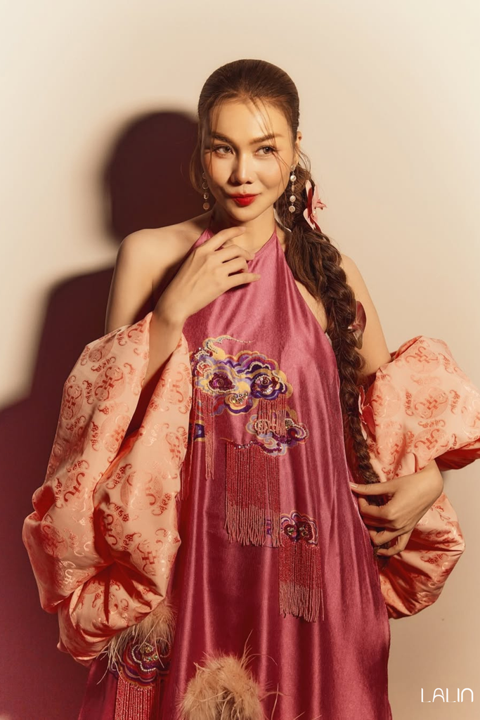 Siêu mẫu Thanh Hằng