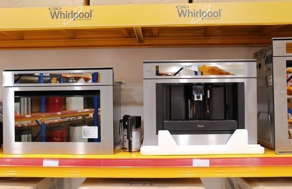 khu vực bếp whirpool