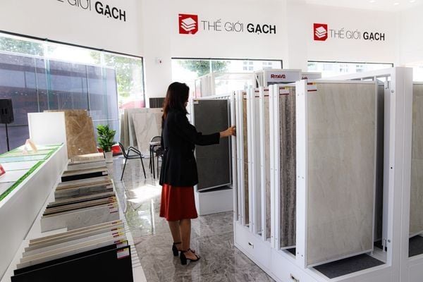 khu vực vật liệu ốp lát