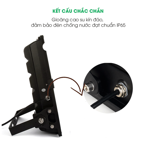 den-led-pha-ngoai-troi