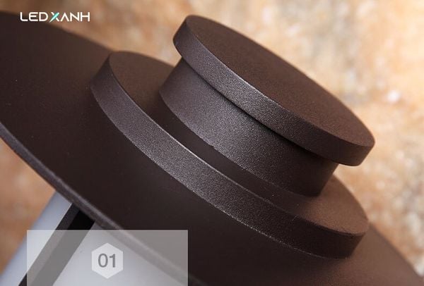 den-san-vuon-elv-006081