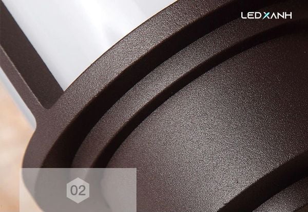 den-san-vuon-elv-006081