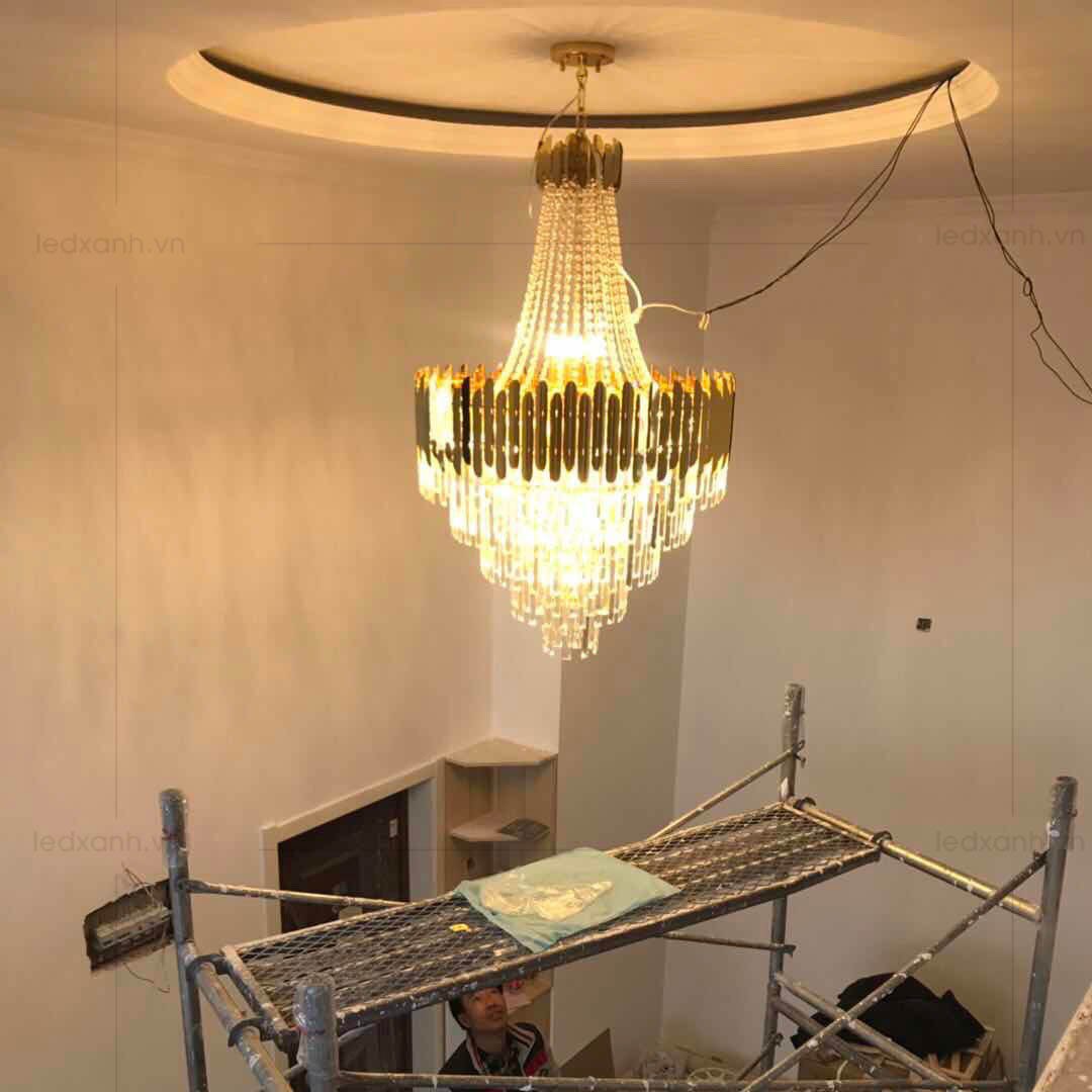 den-chum-pha-le-sang-trong-l1822