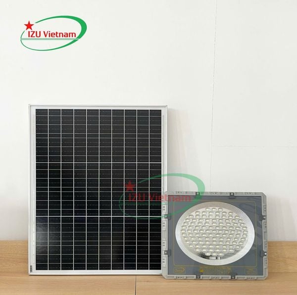 đèn pha năng lượng mặt trời 500w
