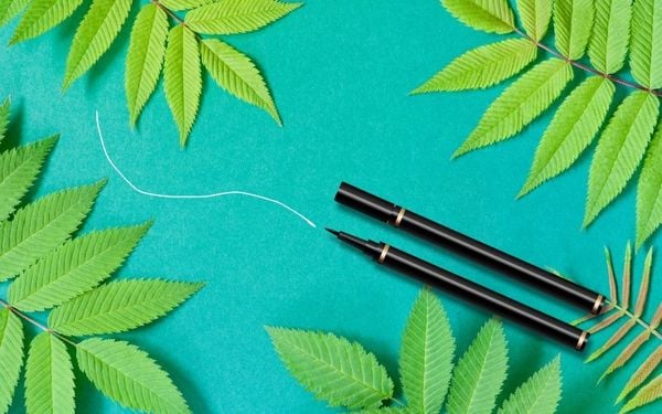 Bút kẻ mắt không ra mực phải làm sao? Tìm hiểu ngay