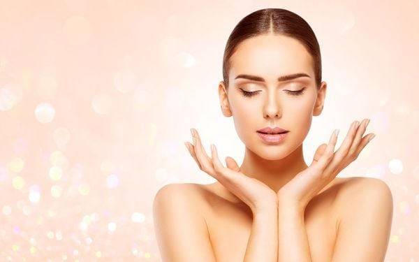 Cách làm trắng da mặt tự nhiên, không bắt nắng giúp da luôn đẹp