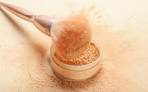 Tự tin rạng ngời: Cọ đánh phấn phủ và bí quyết che phủ hoàn hảo