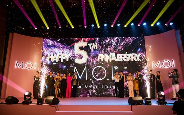 Dàn sao nô nức đến chúc mừng Hà Hồ trong lễ kỷ niệm 5 năm truyền cảm hứng làm đẹp đến người Việt