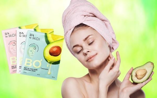 Đắp mặt nạ bơ - Bí quyết của một làn da không tuổi