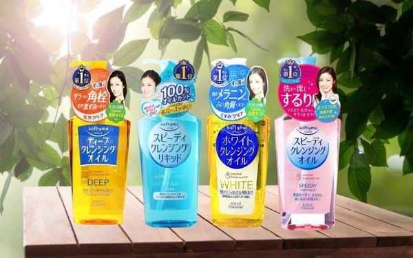 Dầu tẩy trang Kosé làm sạch lớp trang điểm mà không lo kích ứng