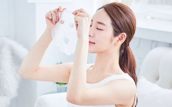 Đắp mặt nạ xong nên rửa nước ấm hay lạnh để làn da khỏe mạnh?