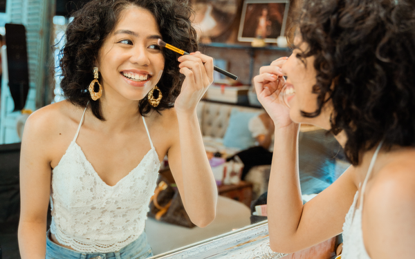 Hướng dẫn cách đánh phấn mắt cho người mới bắt đầu nhanh gọn