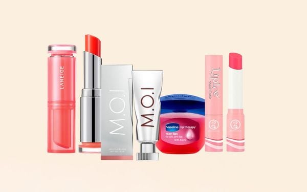 Son dưỡng có màu không chì cho môi xinh khỏe đẹp