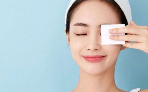 Toner là gì? Cách sử dụng toner đúng chuẩn cho da mềm mịn và sạch thoáng