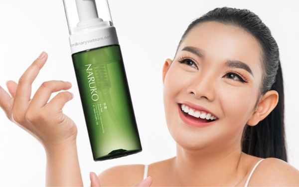 Toner Naruko: Bí kíp đẩy lùi mụn từ tinh chất tràm trà