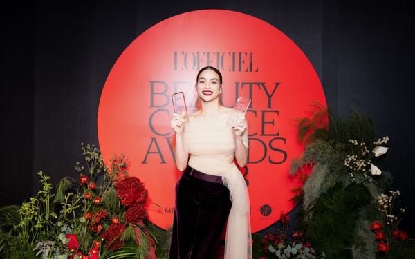 Hà Hồ nở mặt khi 