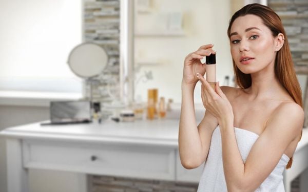 Hạn sử dụng của kem che khuyết điểm là bao lâu?