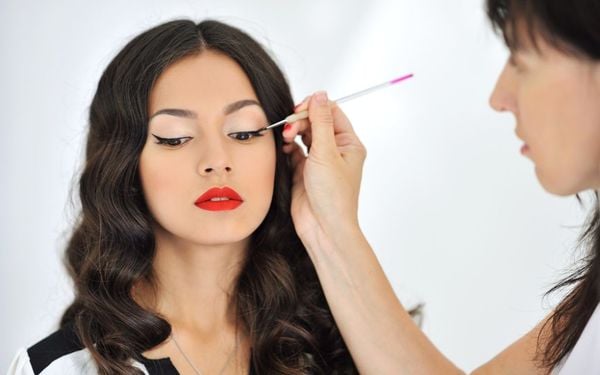 Học cách kẻ mắt đẹp, kẻ mắt xinh thu hút mọi ánh nhìn