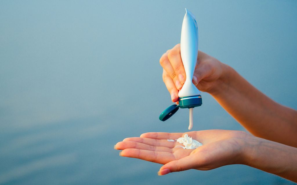 Kem chống nắng dạng kem dùng như thế nào cho đúng?