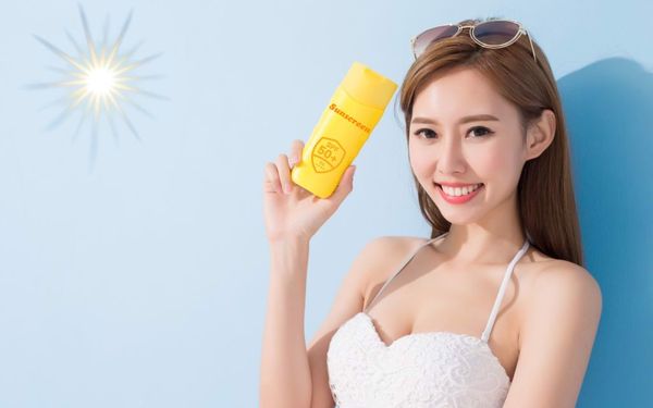 Kem chống nắng vật lý lai hóa học có điểm gì đặc biệt?