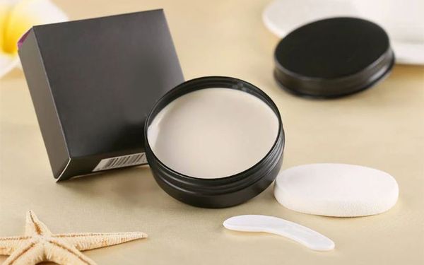 Kem lót dạng sáp khác gì so với kem lót dạng kem?