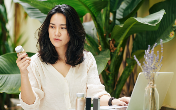 Kinh doanh mỹ phẩm online lấy hàng ở đâu chất lượng, giá tốt?