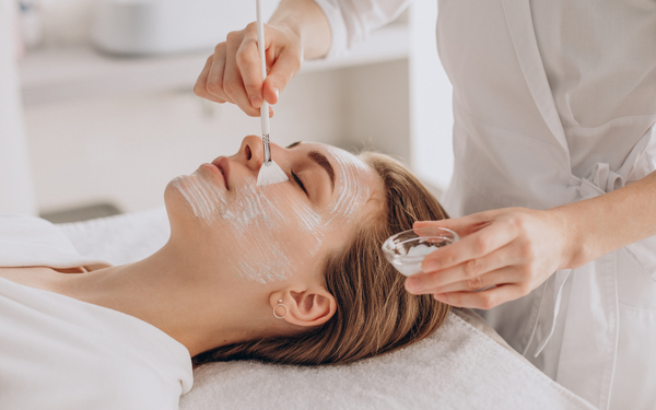 Mặt nạ sữa tươi: Bí quyết làm đẹp da bạn nên biết!