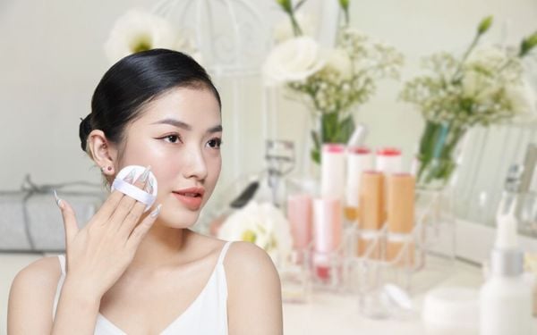 Mút đánh má hồng nên chọn loại nào? Cách sử dụng ra sao?