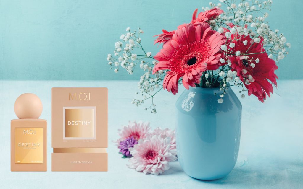 Nước hoa nữ thơm lâu tỏa hương xa giúp bạn luôn tự tin