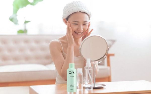 Nước thần là gì? Tác dụng và cách sử dụng nước thần như thế nào?