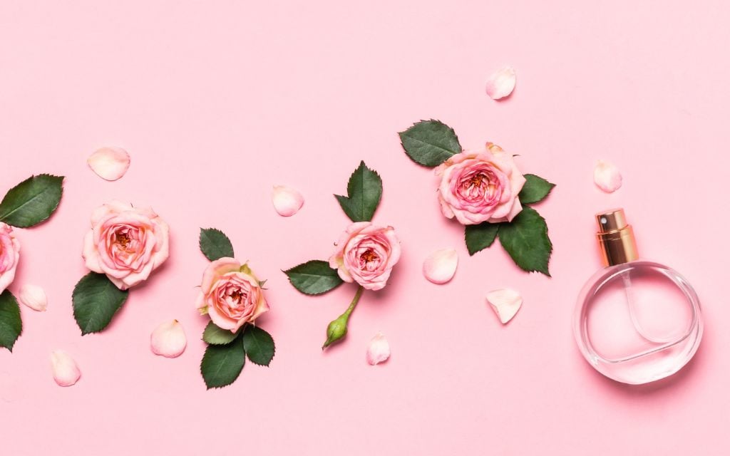 Nước hoa hương hoa hồng - Nốt hương tinh tế của phái đẹp