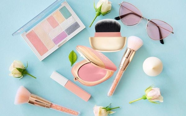 4 tiêu chí không thể bỏ qua khi lựa chọn phấn má hồng cho da nhạy cảm