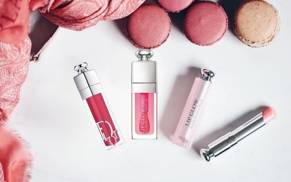 Top 3 loại son dưỡng Dior giúp đôi môi mềm mại hơn