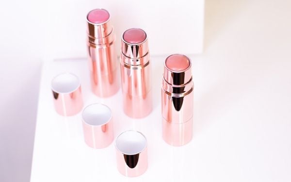 Son dưỡng là gì? Tác dụng của son dưỡng và cách dùng hiệu quả nhất