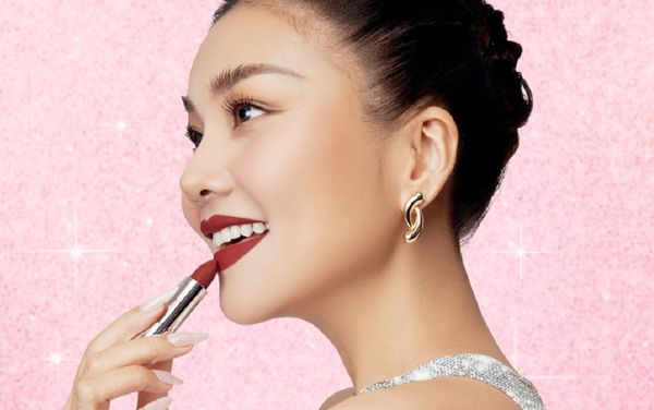 Son màu đỏ đất: Vừa rực rỡ lại vừa trầm ấm