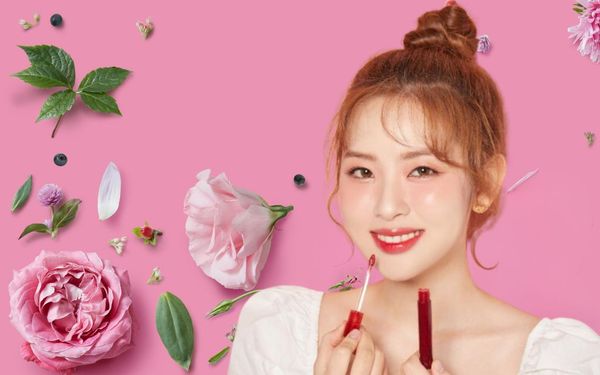 Tỏa sáng, rực rỡ cho mọi dịp với son bóng siêu lì