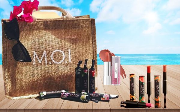 Son thỏi có dưỡng, bảo bối cho môi xinh rạng rỡ