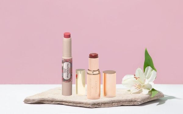 Review son dưỡng Canmake - Thỏi son đáng yêu, bắt mắt