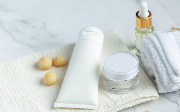 Sữa rửa mặt vitamin C - Lựa chọn giúp bổ sung vitamin C cho da