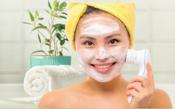 Tránh xa top 5 sữa rửa mặt không nên dùng ngay từ bây giờ
