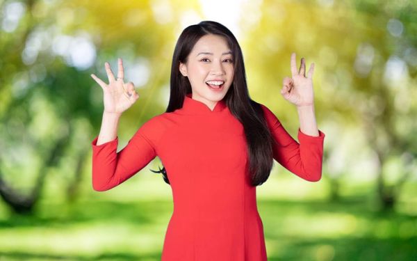 Gợi ý phong cách trang điểm mặc áo dài đẹp