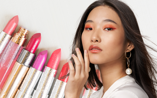 Trang điểm mắt bằng son cho đôi mắt nhẹ nhàng đơn giản