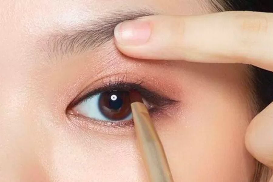 Các loại eyeliner cho người mới bắt đầu