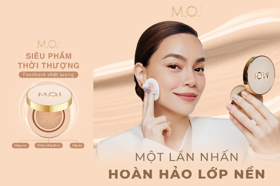 Phấn nước chứa hoa trà nhật bản