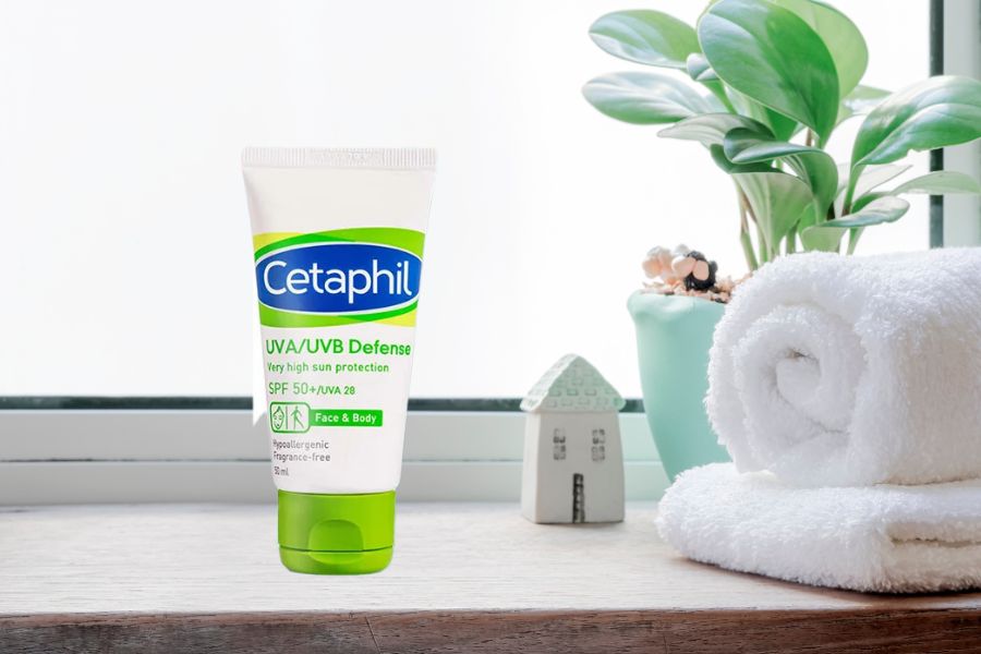 Kem chống nắng Cetaphil Defense SPF 50+