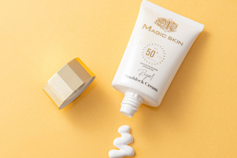 Kem chống nắng Magic Skin Royal Sunblock Cream