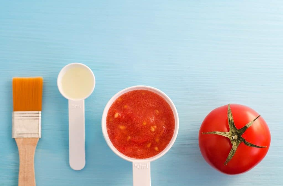 Sử dụng mặt nạ cà chua có thể mang đến nhiều lợi ích cho làn da